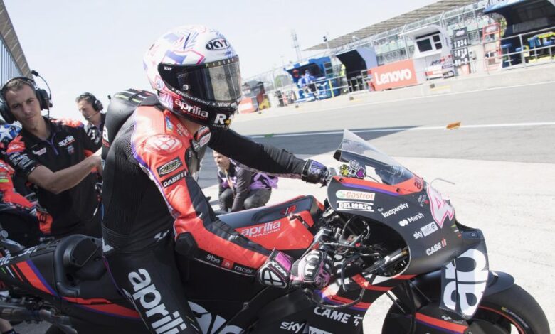 Aleix Espargaró asegura que su situación física "mejora día a día" 1 Aprilia confirma que Aleix saldrá a la carrera
