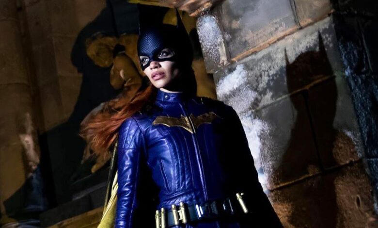 La estrella de Batgirl Leslie Grace rompe el silencio sobre la cancelación de la película de DC 1 DC's Batgirl Movie Dead: Lanzamiento de $ 90 millones casi terminado cancelado por WB