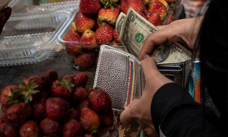 El alza abrupta del dólar le pone techo a la recuperación económica de Venezuela 1 El alza abrupta del dólar le pone techo a la recuperación económica de Venezuela