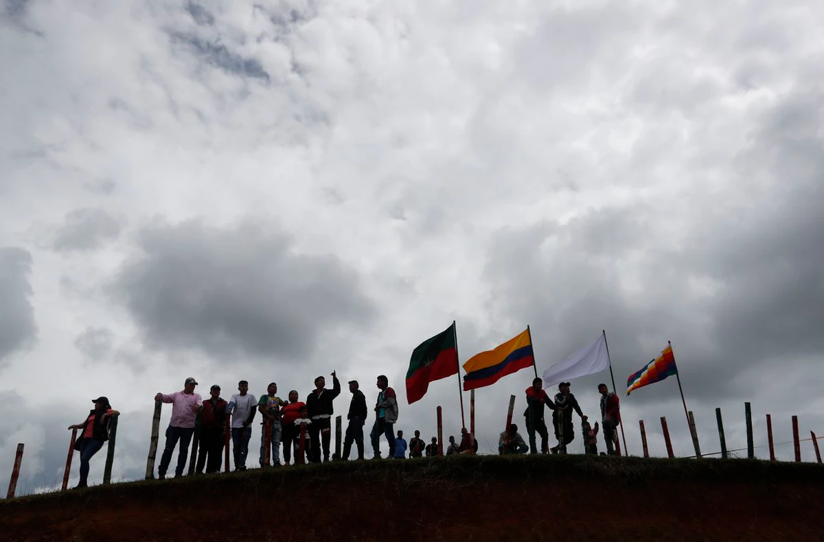 El ministro del Interior admite que falta dinero para proteger la vida de “tanta gente amenazada en Colombia” 1 El ministro del Interior admite que falta dinero para proteger la vida de “tanta gente amenazada en Colombia”