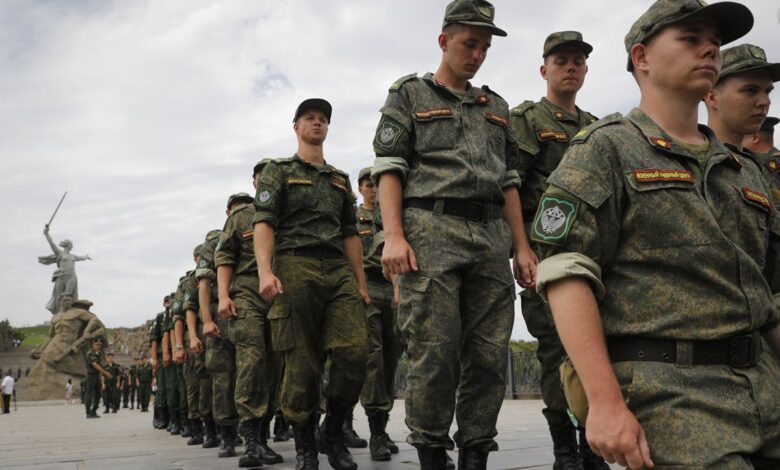 Putin ordena incorporar más de 130.000 militares nuevos a su ejército tras seis meses de guerra en Ucrania 1 Putin ordena incorporar más de 130.000 militares nuevos a su ejército tras seis meses de guerra en Ucrania