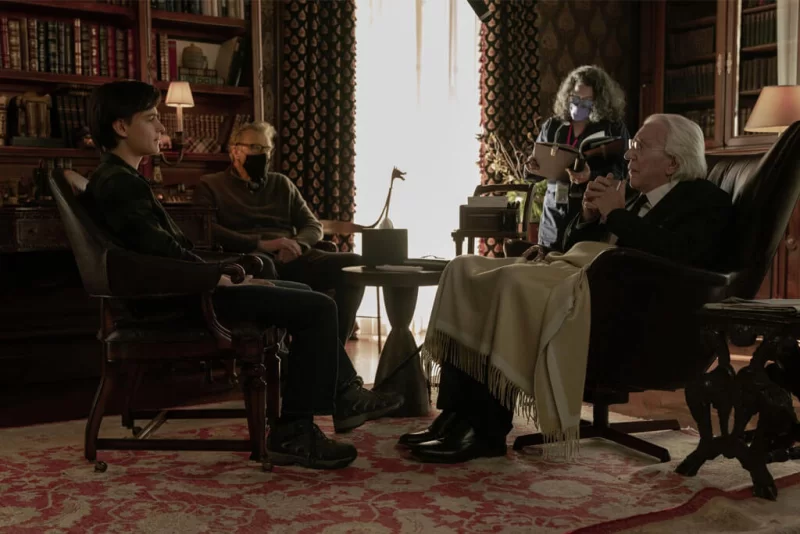 sutherland martell mr harrigans teléfono netflix en el set bhs sutherland martell mr harrigans teléfono netflix en el set bhs