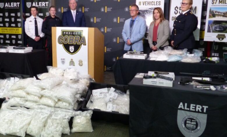 Cárteles mexicanos traficaban droga sintética a narcos en Canadá