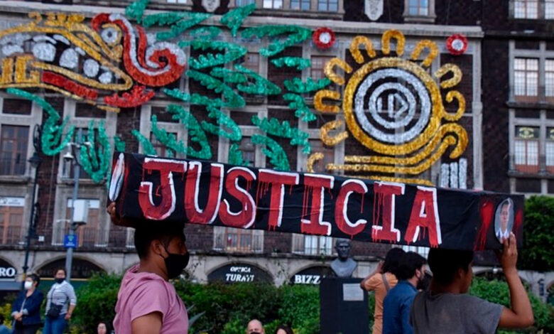 Reconoce López Obrador que cancelación de denuncias a involucrados en Ayotzinapa es por diferencias en gobierno | Entérate