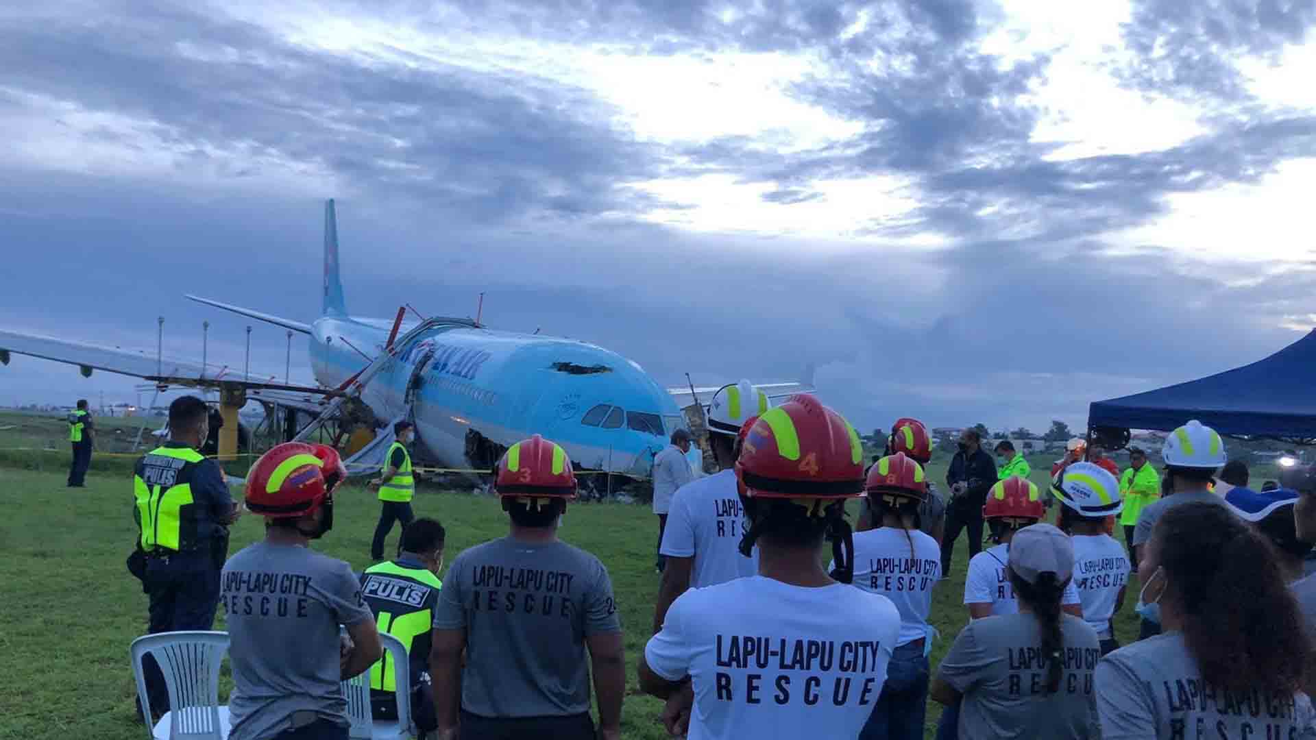 Avión se sale de la pista durante aterrizaje con 137 personas a bordo 1 Avion se sale de la pista durante aterrizaje con 137