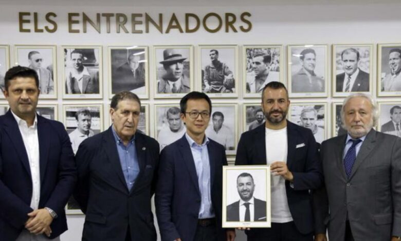 Diego Martínez ya luce en la historia perica 1 Diego Martínez ya luce en la historia perica