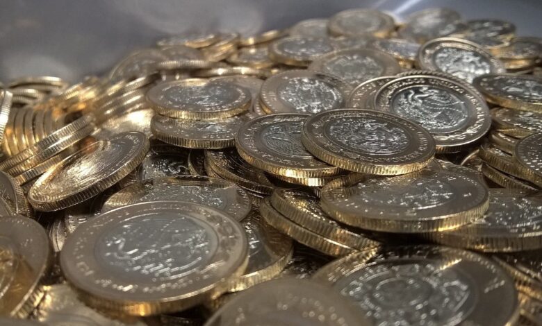 Peso mexicano se aprecia ante baja global del dólar 1 Estima Moody's depreciación 'inminente' del peso mexicano en 20%