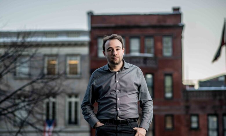 Yascha Mounk, ensayista: “Somos tribales. Con los ajenos al grupo podemos ser increíblemente crueles” 1 Yascha Mounk, ensayista: “Somos tribales. Con los ajenos al grupo podemos ser increíblemente crueles”