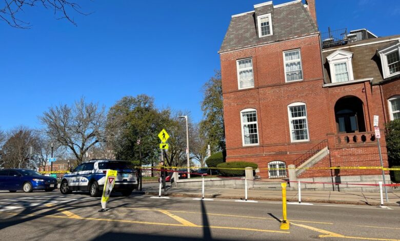 Policía de Boston dice que se encontraron restos de 4 bebés en un apartamento South Boston 1 Policía de Boston dice que se encontraron restos de 4 bebés en un apartamento South Boston