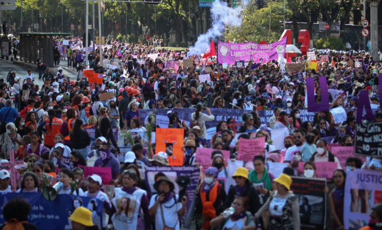 25N | Mujeres alzan la voz en la CDMX; estas fueron las mejores imágenes | Fotogalería 1 25N | Mujeres alzan la voz en la CDMX; estas fueron las mejores imágenes | Fotogalería