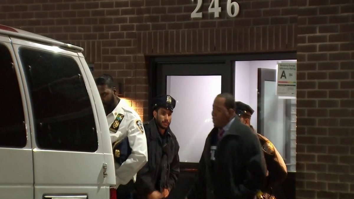 Acusan de asesinato a madre de dos niños apuñalados en El Bronx 1 Acusan de asesinato a madre de dos ninos apunalados en