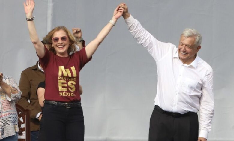Gutiérrez Müller agradece a Edy Smol por diseñar playera para marcha de AMLO 1 Gutiérrez Müller agradece a Edy Smol por diseñar playera para marcha de AMLO