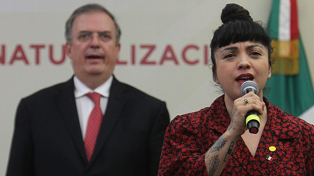 La cantante chilena Mon Laferte se convierte en ciudadana mexicana 1 La cantante chilena Mon Laferte se convierte en ciudadana