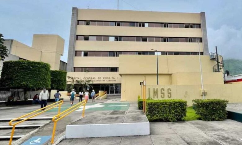 Se electrocutaron dos trabajadores en hospital del IMSS en Nayarit 1 Se electrocutaron dos trabajadores en hospital del IMSS en Nayarit
