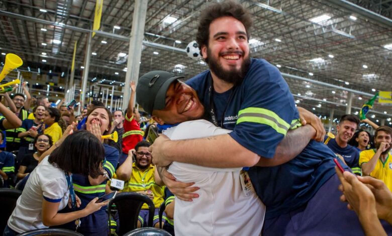 Tres horas libres en el trabajo para ver el partido… ¡Bienvenidos a Brasil! 1 Tres horas libres en el trabajo para ver el partido… ¡Bienvenidos a Brasil!