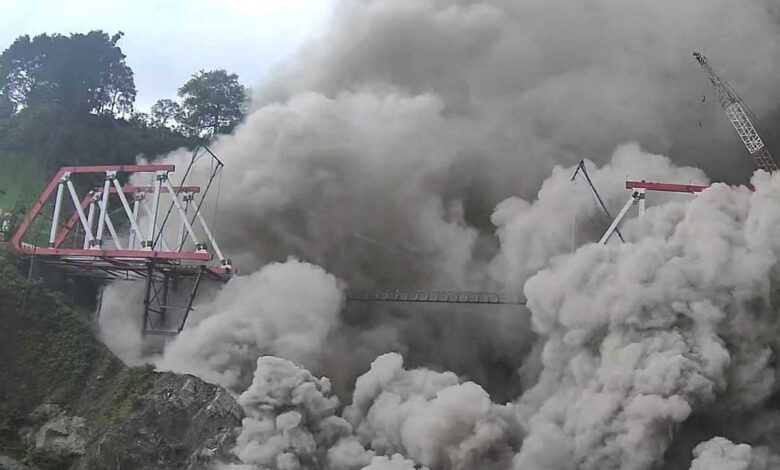 Casi dos mil desplazados tras la erupción de un volcán en Indonesia 1 Casi dos mil desplazados tras la erupción de un volcán en Indonesia