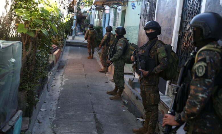 Despliega El Salvador 10 mil efectivos en suburbio dominado por Mara Salvatrucha 1 Despliega El Salvador 10 mil efectivos en suburbio dominado por Mara Salvatrucha