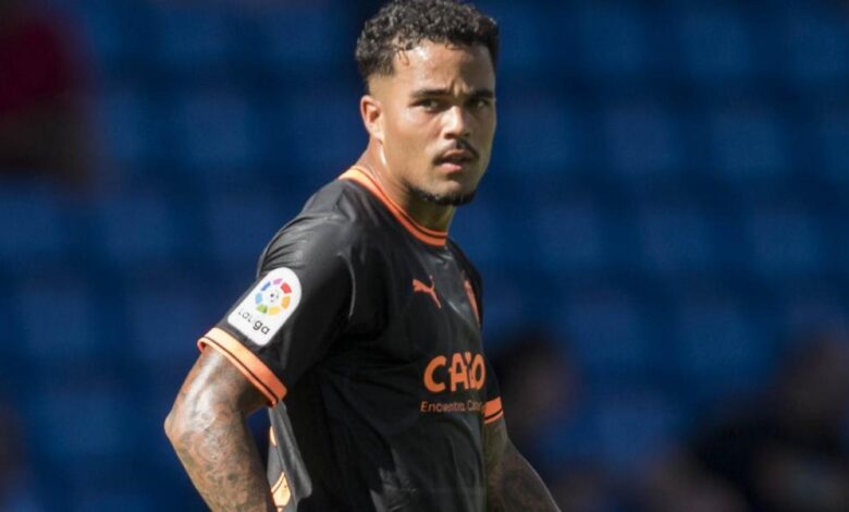La Roma agita la venta de Kluivert en invierno para hacer caja 1 La Roma agita la venta de Kluivert en invierno para hacer caja