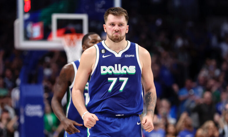 NBA: Doncic anota 41 puntos e iguala la marca de Nowitzki | Video 1 NBA: Doncic anota 41 puntos e iguala la marca de Nowitzki | Video