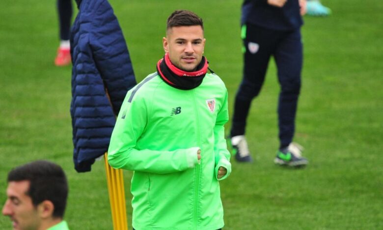 “Por suerte cuando llegué al Athletic me hicieron jugar en banda” 1 “Por suerte cuando llegué al Athletic me hicieron jugar en banda”