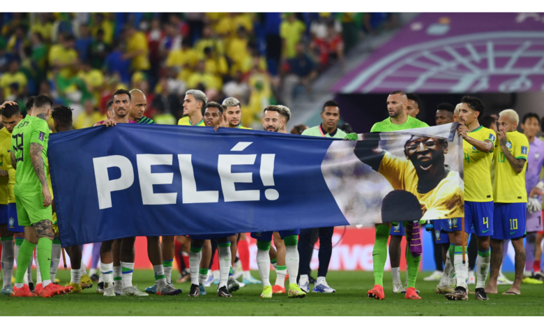 Qatar 2022: Dedican brasileños la victoria a Pelé | Fotogalería 1 Qatar 2022: Dedican brasileños la victoria a Pelé | Fotogalería