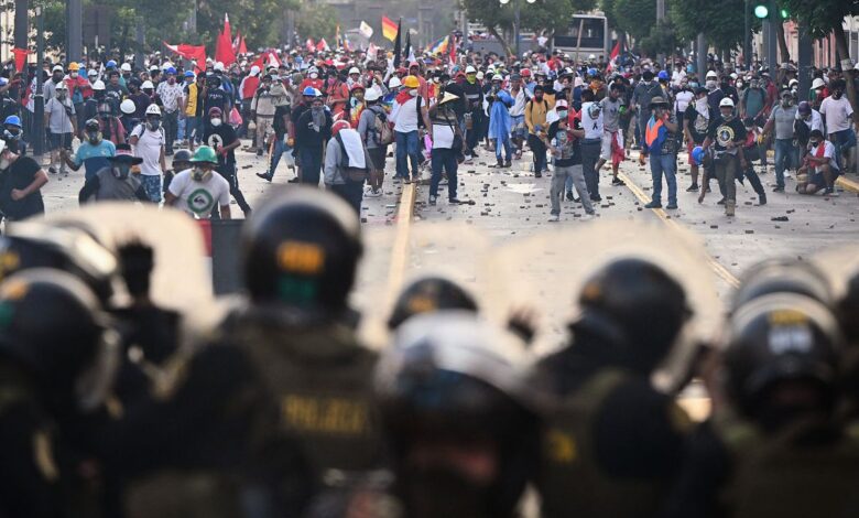El llamamiento a una “tregua nacional” del Gobierno choca con más protestas en Perú 1 El llamamiento a una “tregua nacional” del Gobierno choca con más protestas en Perú